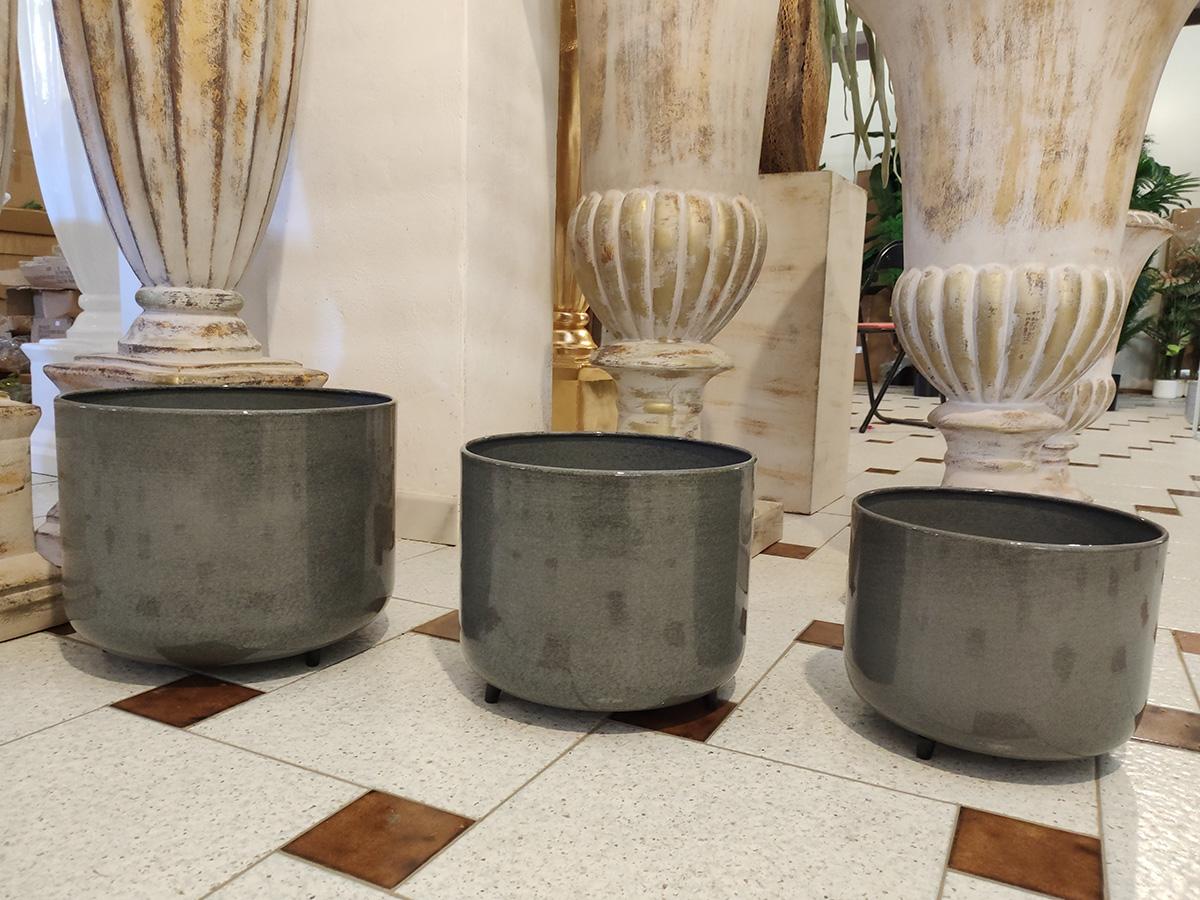 Cashpot Grigio Antracite H 32 - Sconti per Fioristi e Aziende - Effetto Pietra con piedini