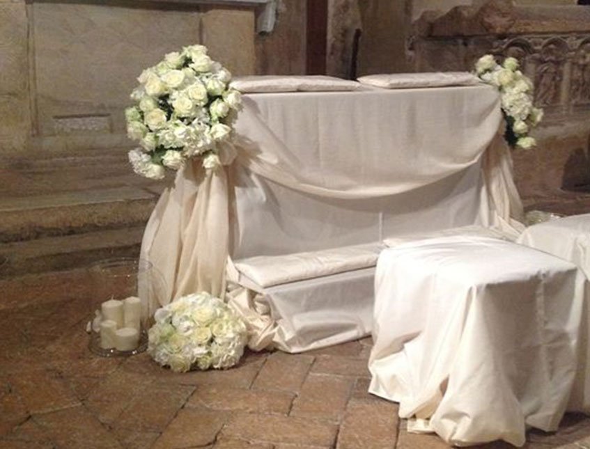 Complementi per Copri Inginocchiatoio  - in Ottomano Millerighe . - Sconti per Fioristi e Wedding