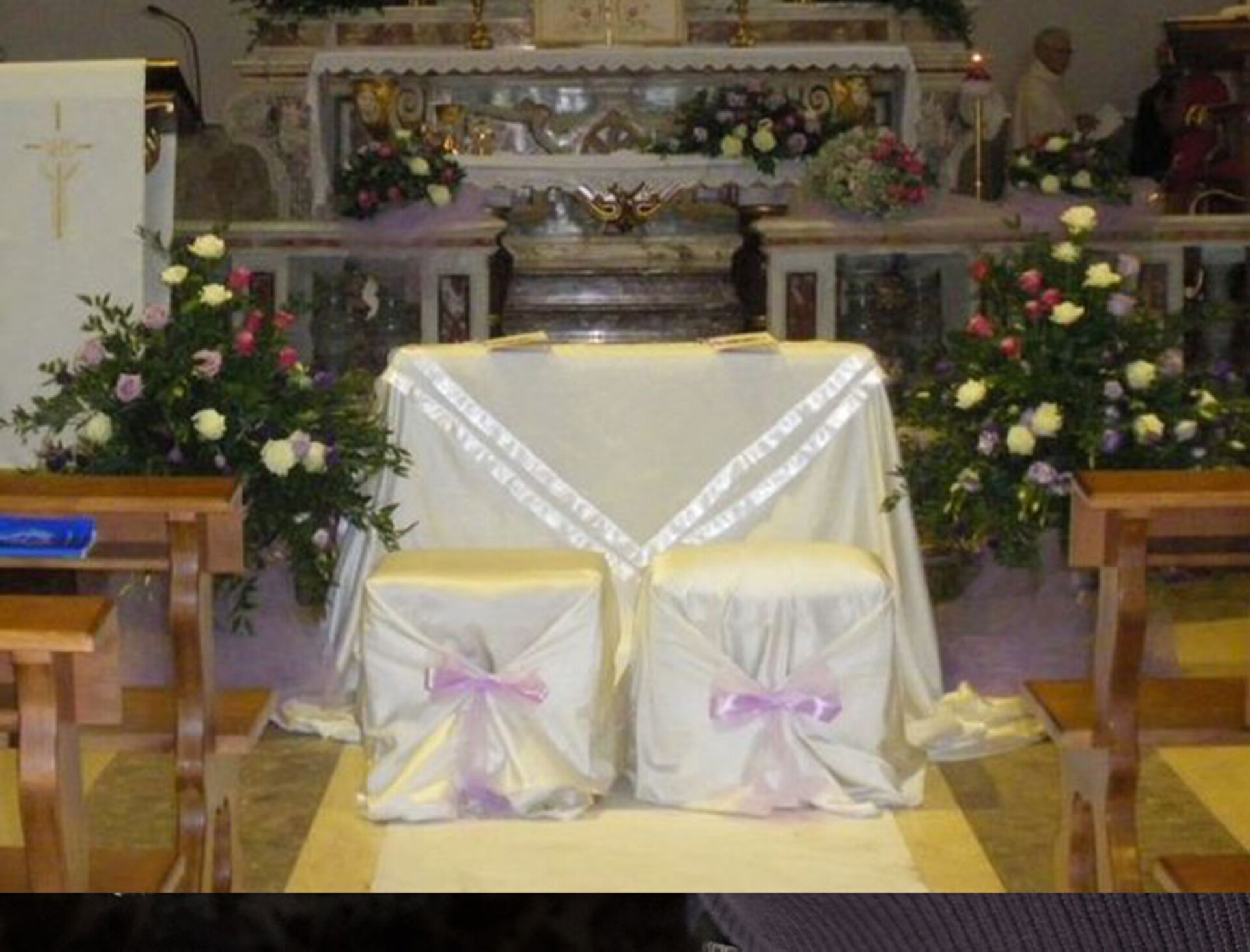 Copri Inginocchiatoio 11 pezzi  - In Velluto Bianco . -Sconti per Fioristi e Wedding