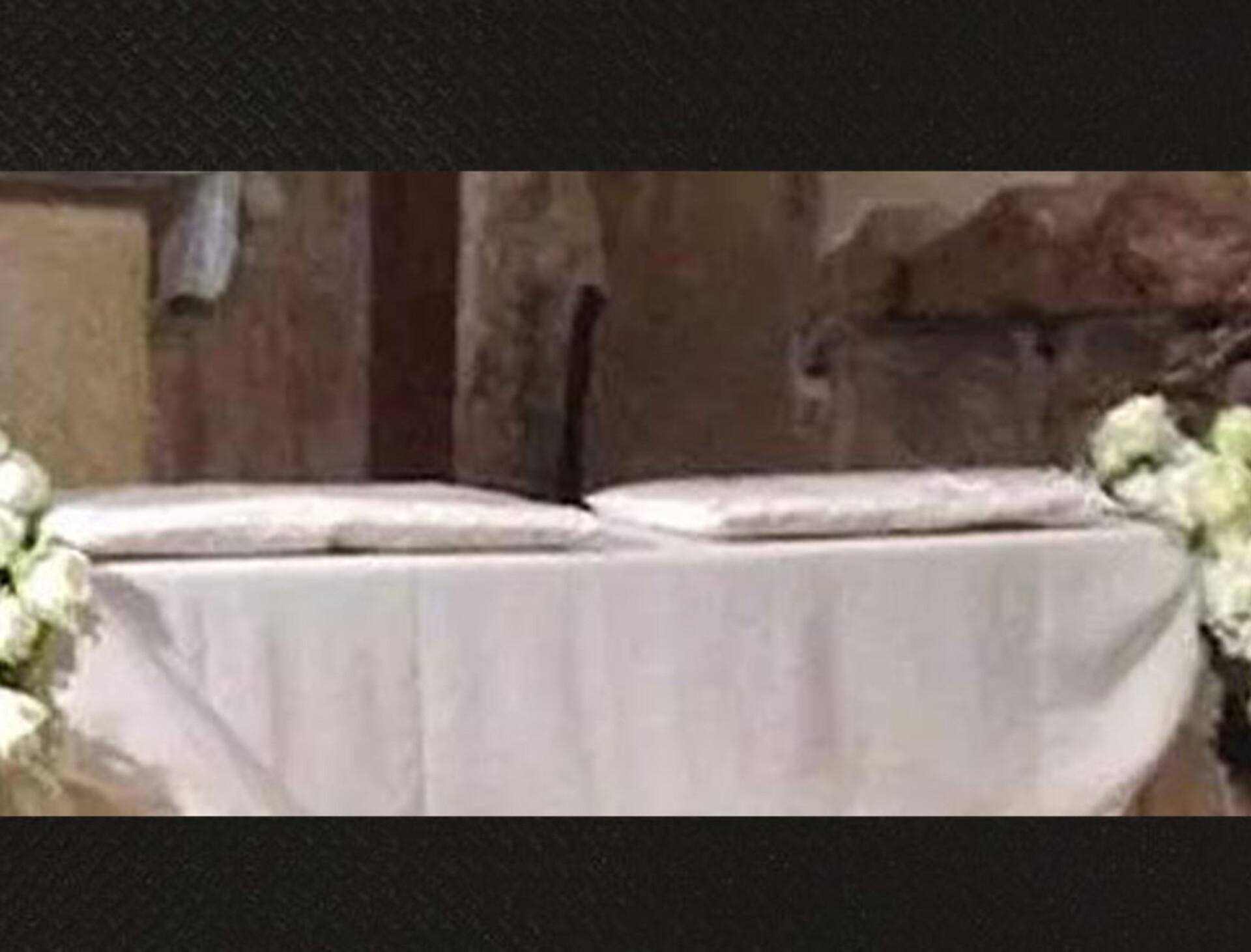 Complementi per Copri Inginocchiatoio  - in Velluto Bianco . - Sconti per Fioristi e Wedding