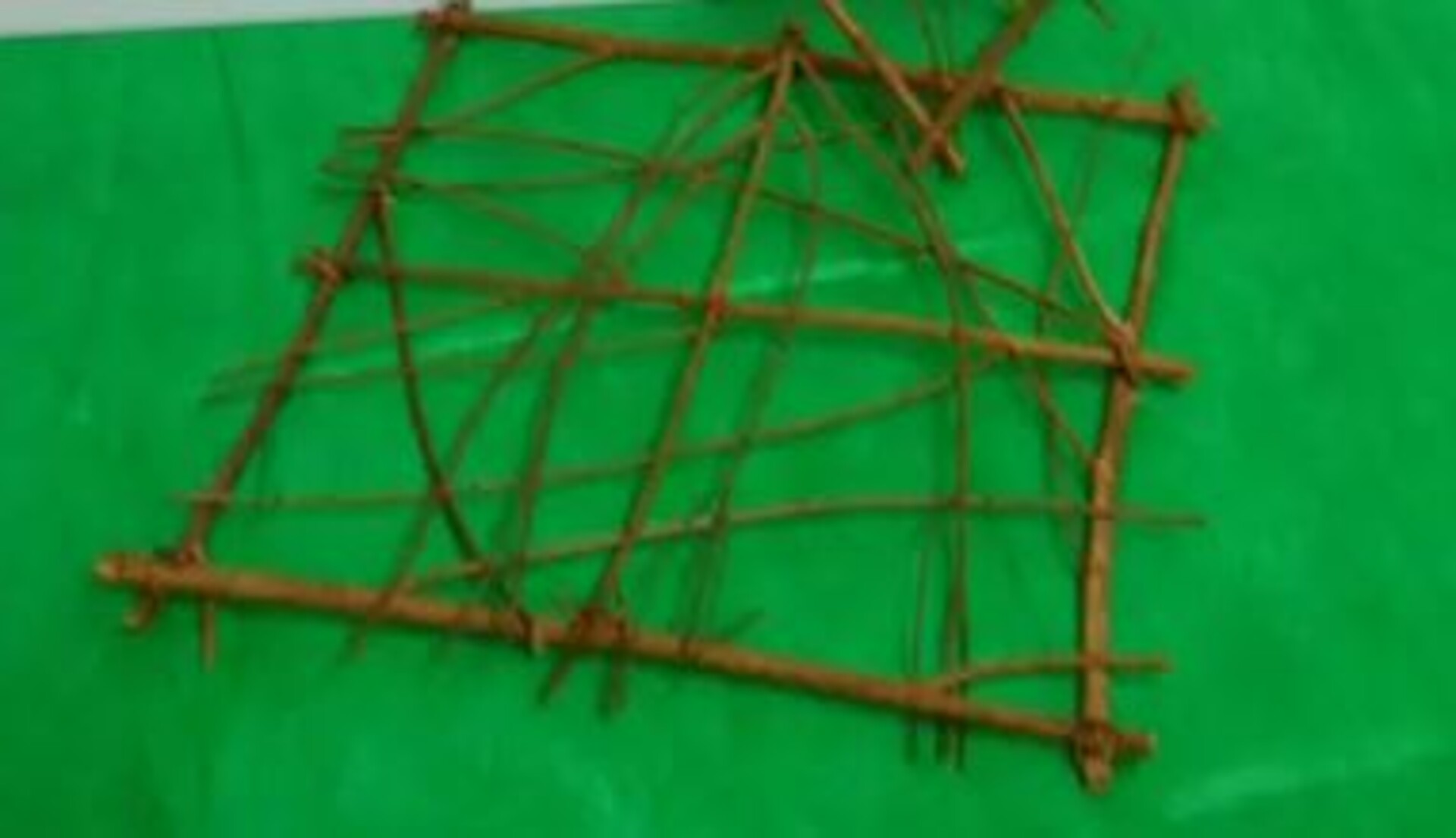 Quadretti intrecciati in legno - Sconti per Fioristi e Aziende - Misura cm. 25 x 25