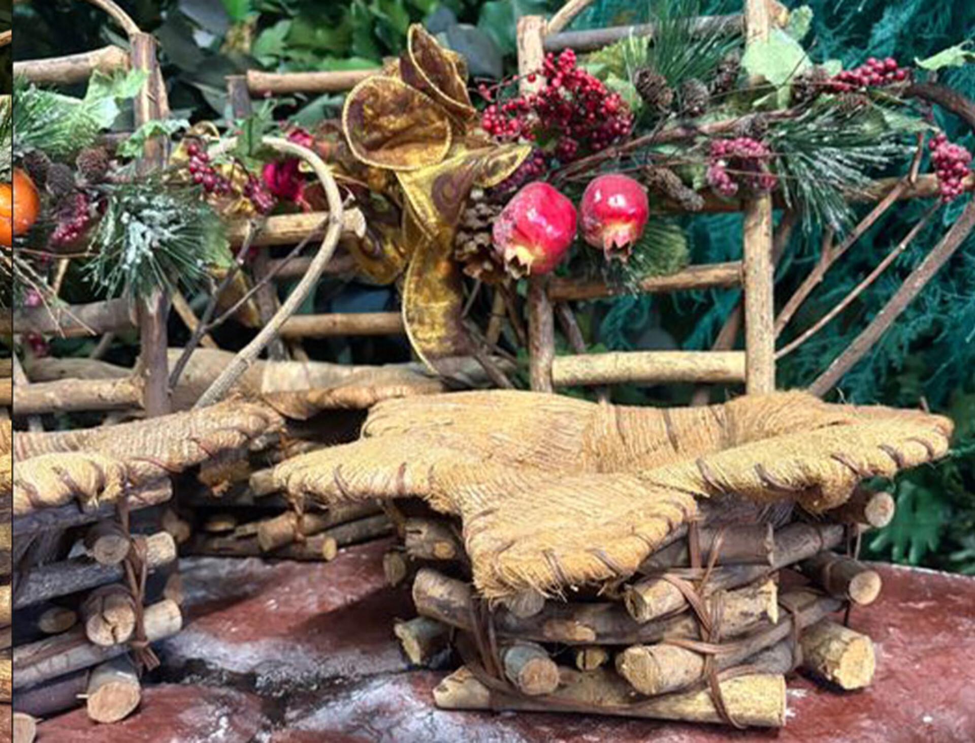 Cesto Portapianta Coco net decorato - Prezzo speciale fine serie dm. 31 H 35 con Foro dm. 15