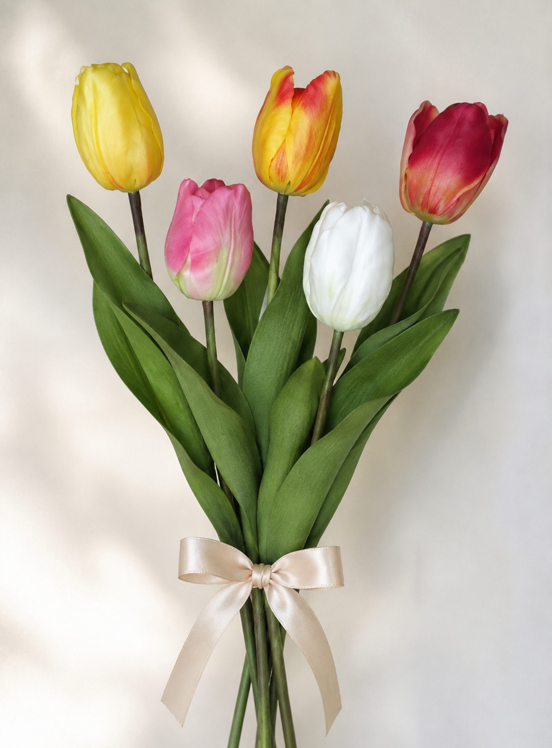 Tulipano Olandese H 47  Artificiale in poliestere - Sconti per Fioristi e Aziende .