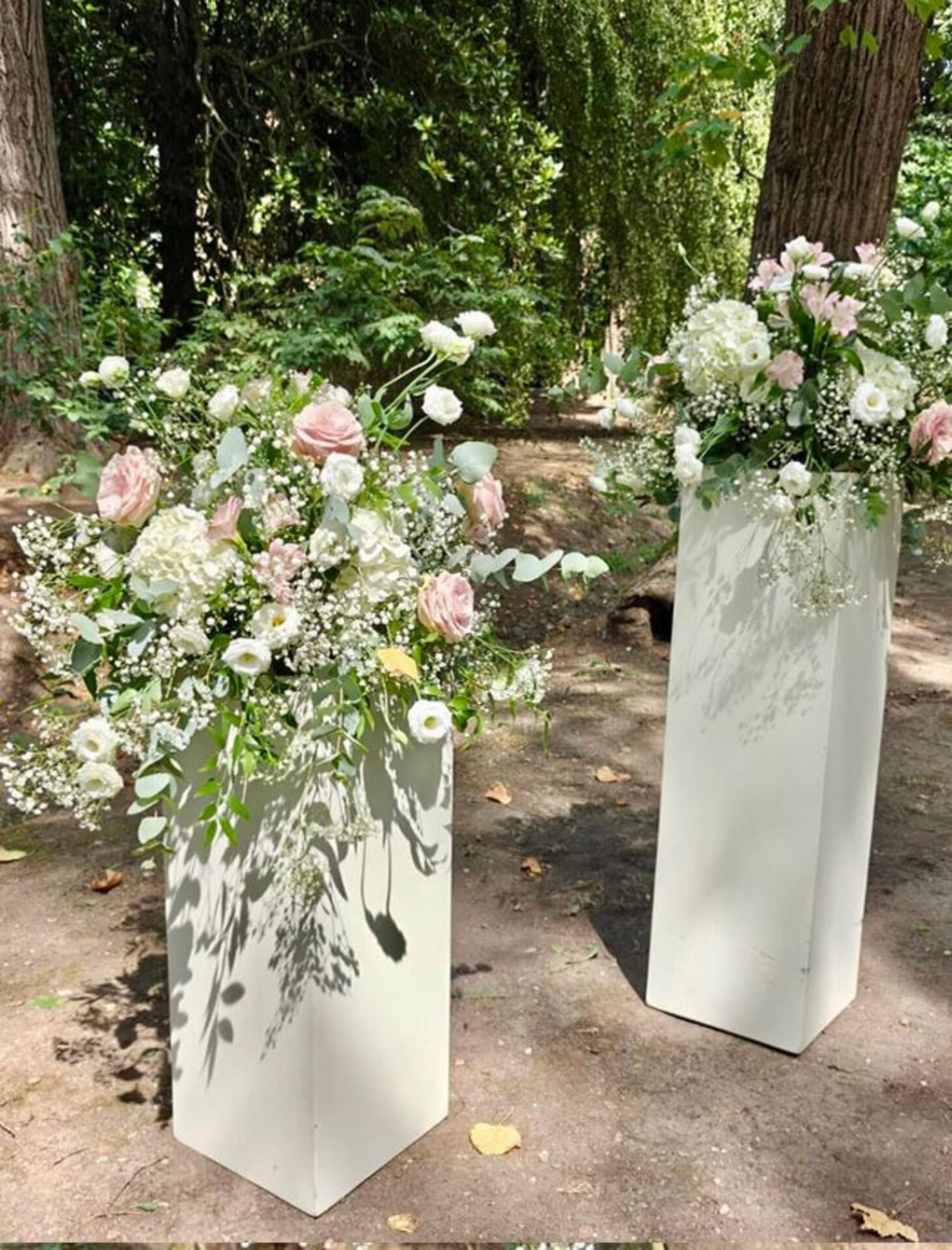 Colonna Bianca Lucida. - Sconti per Fioristi e Aziende . - H 71 E H 91 Base cm. 31x31