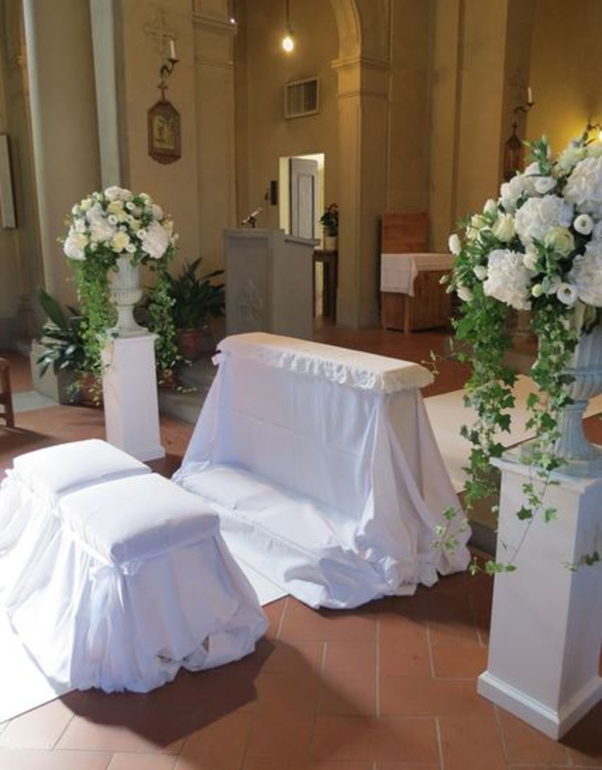 Copri Inginocchiatoio 7 pezzi  - Sconti per Fioristi e Aziende . -Tessuto Velluto Bianco