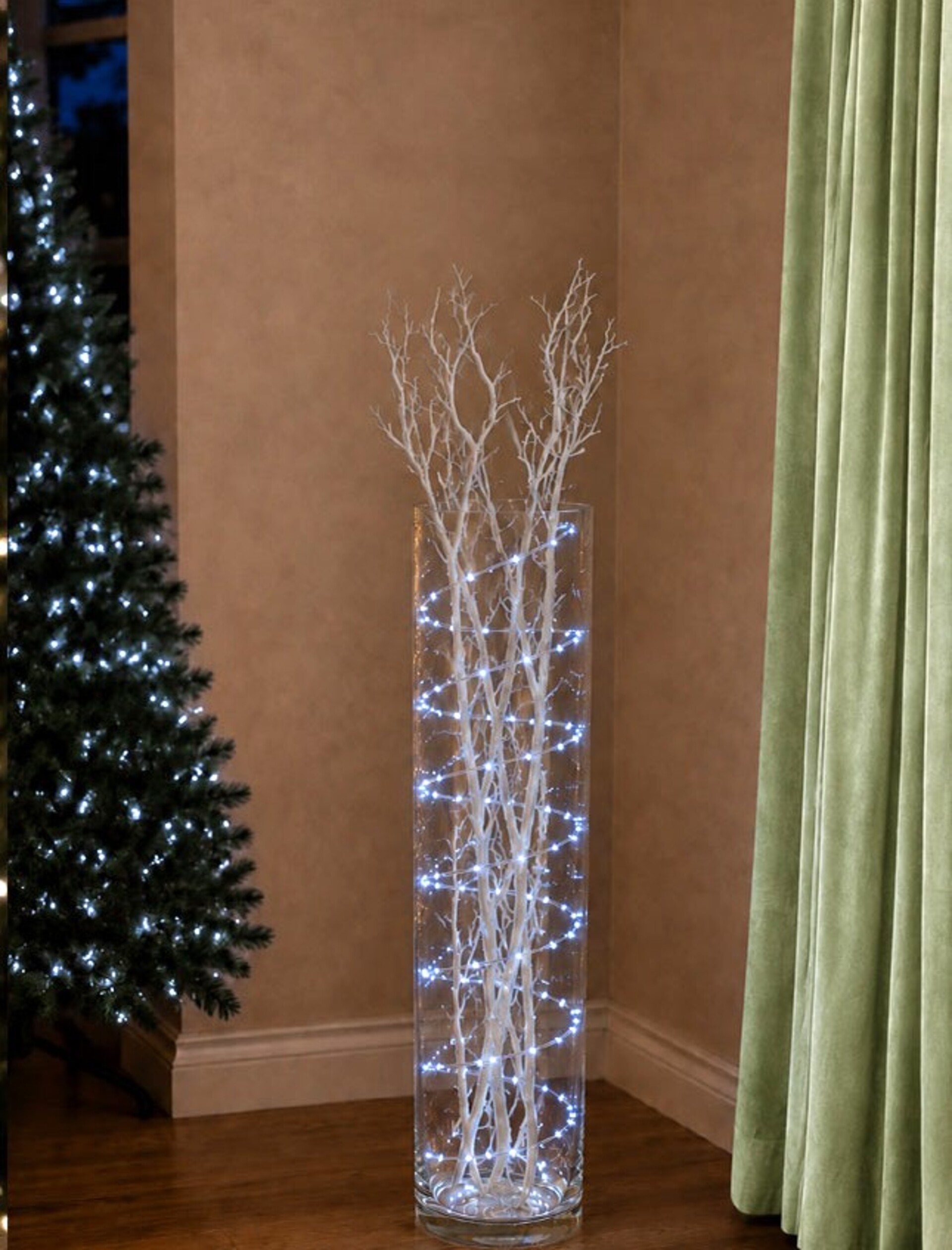 Curly bianco glitterato H 78  - Sconti per Fioristi e Aziende - Artificiale in gomma