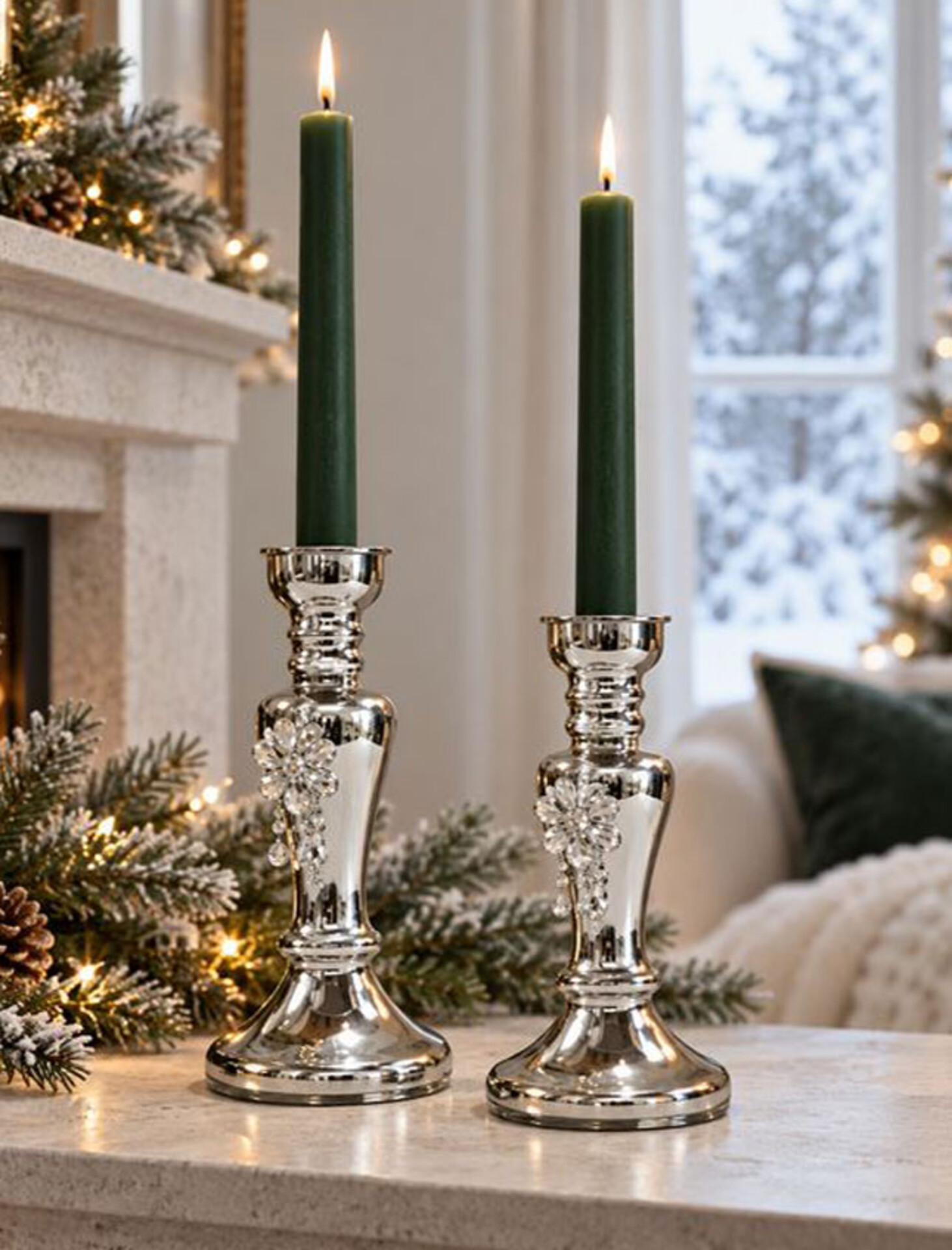 Candelabro in vetro argentato  - Sconti per Fioristi e Aziende . - Con perle H 21 E H 26