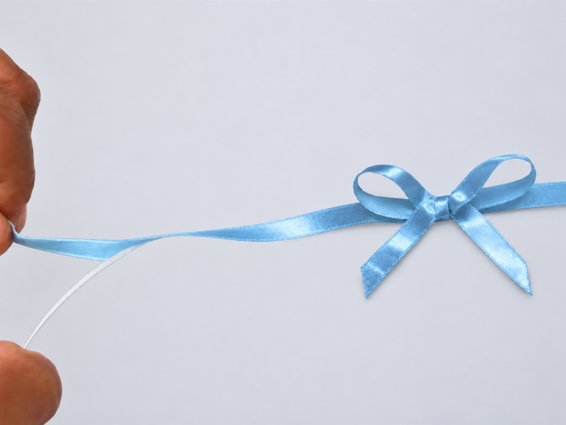 Nastro con fiocco e Biadesivo - Sconti per Fioristi e Aziende - Box 50 fiocchi H 9 in raso