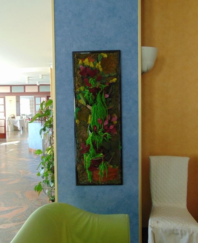 Quadro vegetale Preservato  Le marmore  - Sconti per Fioristi e Aziende . - cm. 124 x 44
