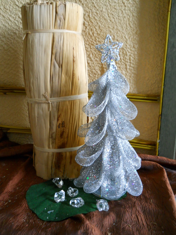 Albero di Natale Argentato - Sconti per Fioristi e Aziende - in Filigrana H 30 in 2 modelli