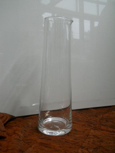 Vaso in vetro H 32 dm. 10 - Sconti per Fioristi e Aziende - Con beccuccio