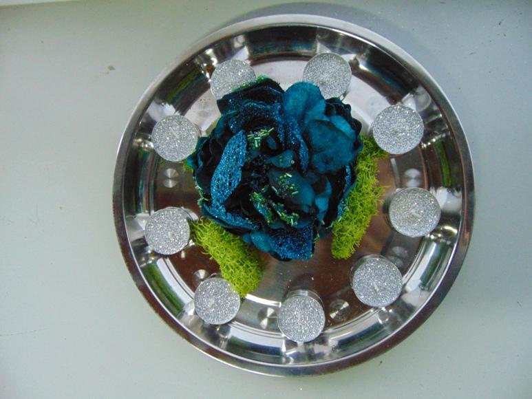 Tea light x 9 glitterati argento - Sconti per Fioristi e Aziende - H 1,5 dm.. 3,7