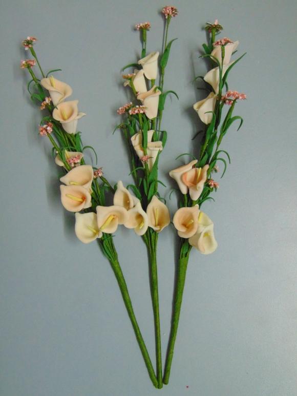 Calla Spray x 8 H 35 in Polifoam - Sconti per Fioristi e Aziende