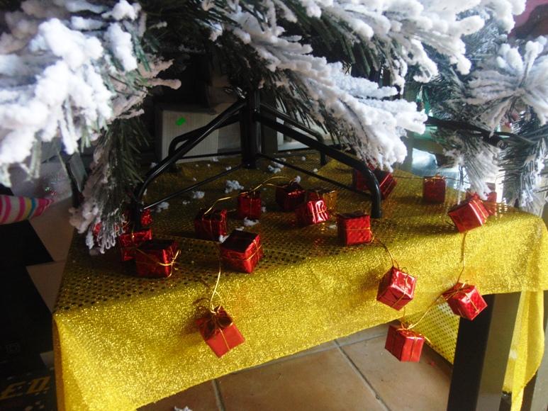 Pacchettini Regalo x 24  - Sconti per Fioristi e Aziende -  cm. 2,5 x 2,5