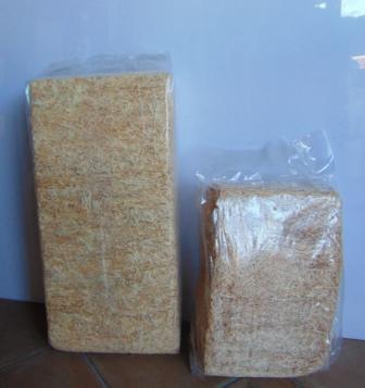 Paglietta in carta colorata sacco Kg.1 per colore - Sconti per Fioristi e Aziende