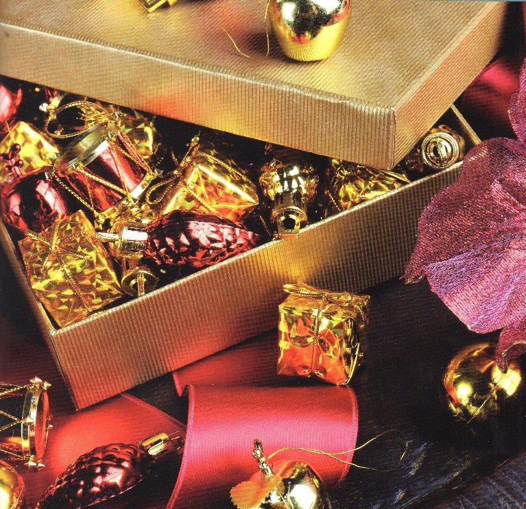 Pacchettini Regalo x 24  - Sconti per Fioristi e Aziende -  cm. 2,5 x 2,5