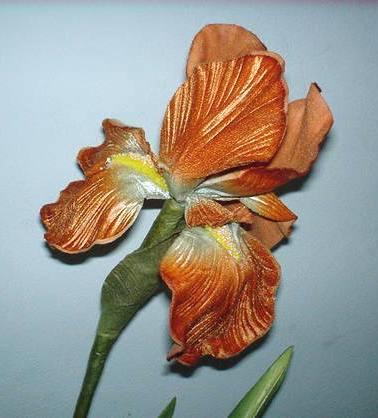 Iris Artificiale Singolo H 100- Sconti per Fioristi e Aziende . - in velluto