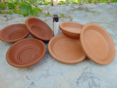 Sottovaso Terracotta in due misure - Sconti per Fioristi e Aziende