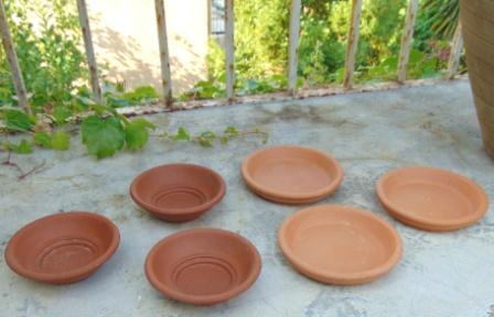 Sottovaso Terracotta in due misure - Sconti per Fioristi e Aziende