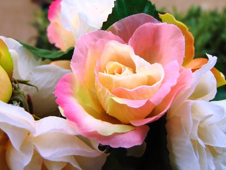 Rosa Open Bush x 15 Artificiale in poliestere - Sconti per Fioristi e Aziende