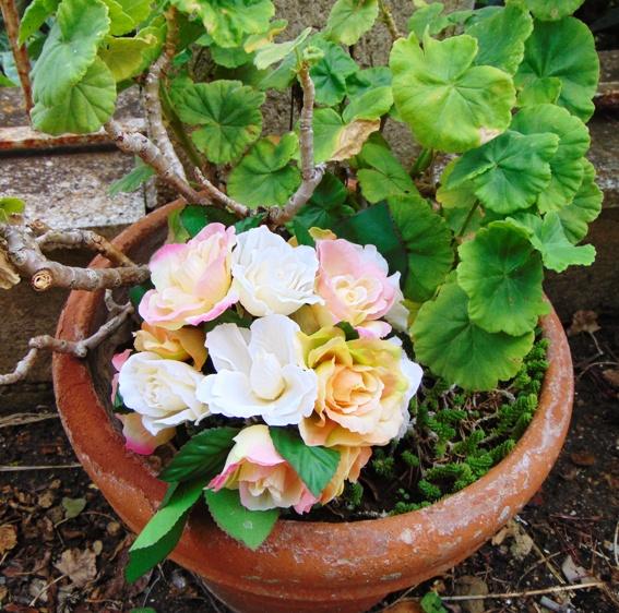 Rosa Open Bush x 15 Artificiale in poliestere - Sconti per Fioristi e Aziende