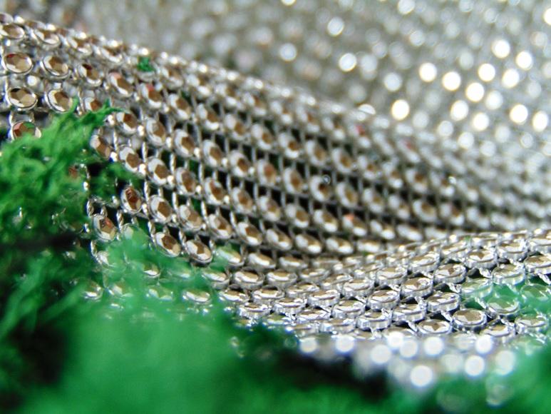 Runner Strass H 26  cm. 240 in 50 file - Sconti per Fioristi e Aziende