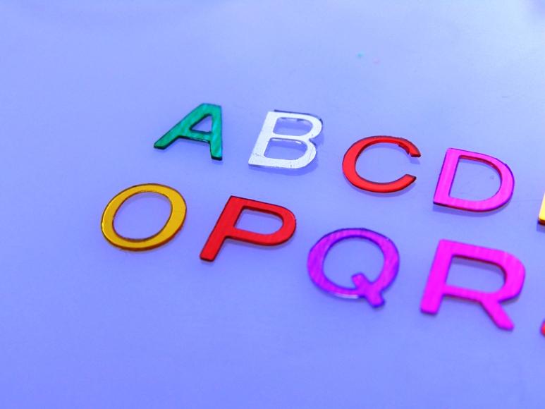 Numeri e Lettere fustellati alte cm. 5  - Sconti per Fioristi e Aziende