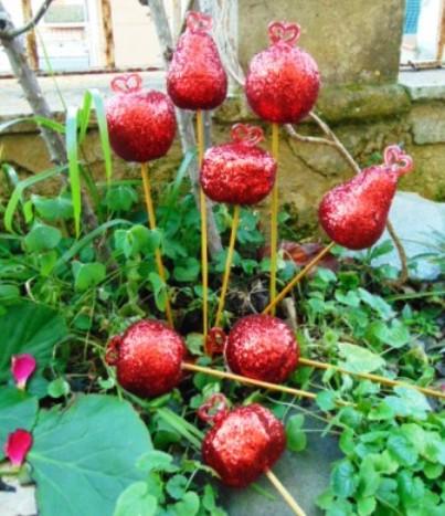 Frutta steccata glitterata  in 4 modelli - Sconti per Fioristi e Aziende