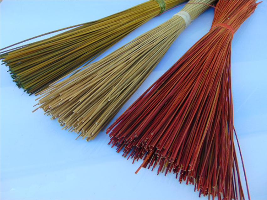 Giunco Steck H 80 da Kg. 1 - Sconti per Fioristi e Aziende . - Naturale e Colorato