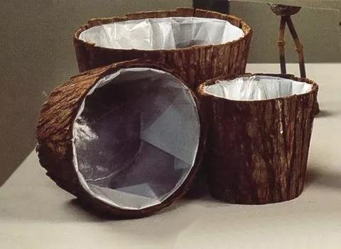 Vaso in corteccia tondo - Sconti per Fioristi e Aziende -  H 16 dm. 20