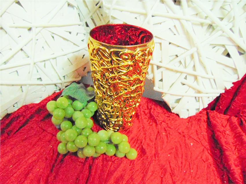 Vaso Vetro Rosso Decoro Oro  - Sconti per Fioristi e Aziende - alto cm. 20 dm. 10