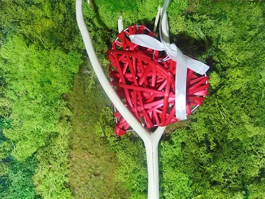 Cuore pieno in vimini in 3 colori e 3 misure Articolo per S. Valentino - Sconti per Fioristi e Aziende