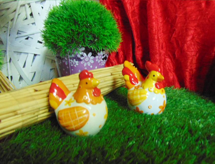 Gallo e gallina a coppia  in terracotta - Sconti per Fioristi e Aziende . - smaltata e decorata