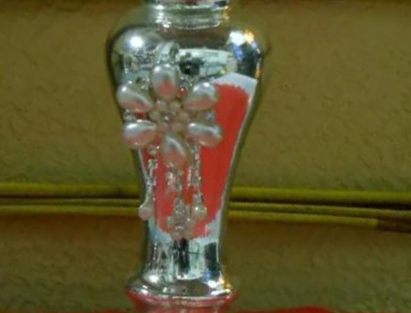 Candelabro in vetro argentato  - Sconti per Fioristi e Aziende . - Con perle in 2 misure