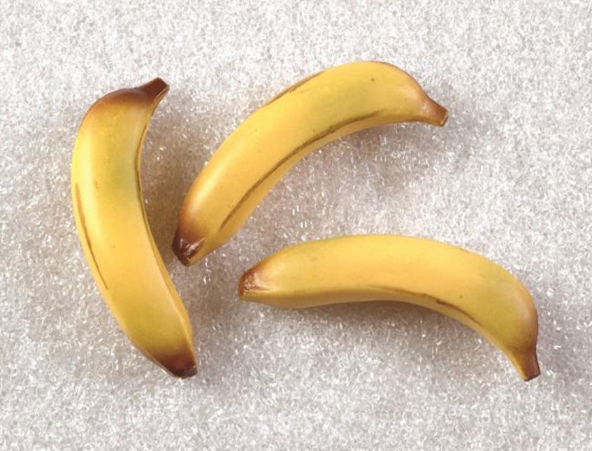Banana piccola artificiale in plastica H 15 cm. dm. 3.5 - Sconti per Fioristi e Aziende e Wedding .