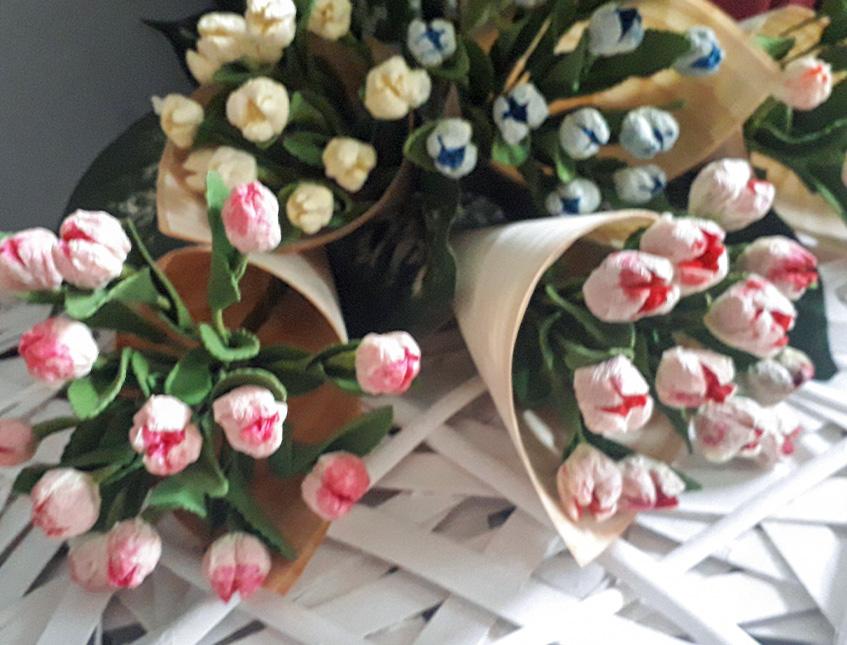 Tulipanini x 12 in poliestere Sconti per Fioristi e Aziende