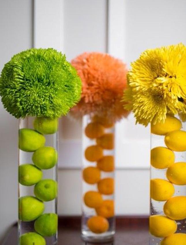 Limone mezzo artificiale in plastica  - Sconti per Fioristi e Aziende e Wedding . - cm. 4 x 3.5