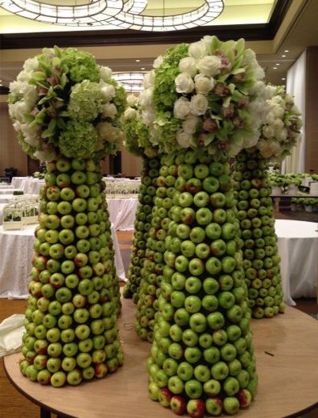 Mela verde artificiale in plastica dm. 8 cm H 7 - Sconti per Fioristi e Aziende e Wedding .