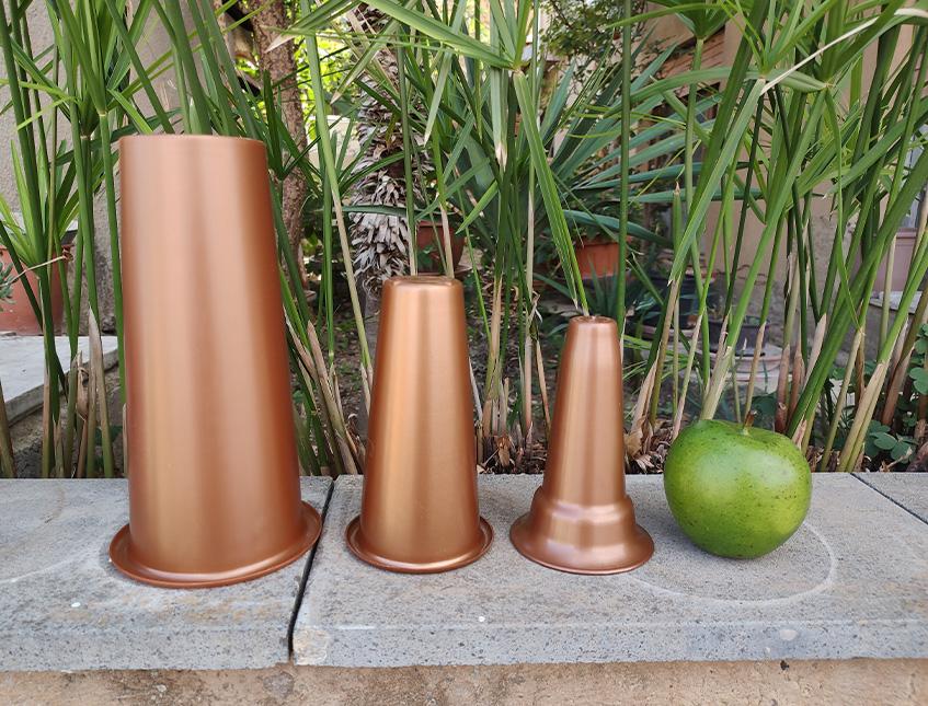 Portafiori Cimiteriali in plastica H 14/16/23/24 - Sconti per Fioristi e Aziende - Color Bronzo
