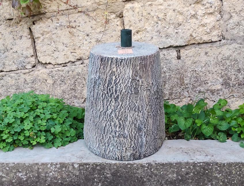 Tronco per albero di natale - Sconti per Fioristi e Aziende . - H 43 x 12 Kg in Cemento