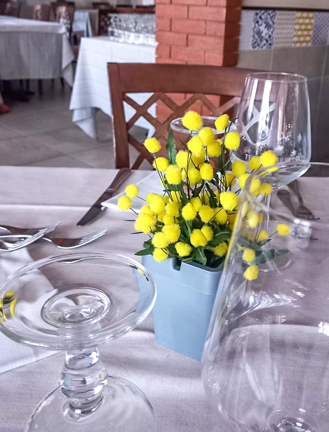 Mimosa mazzolino H 20 - Sconti per Fioristio e Aziende . - in poliestere