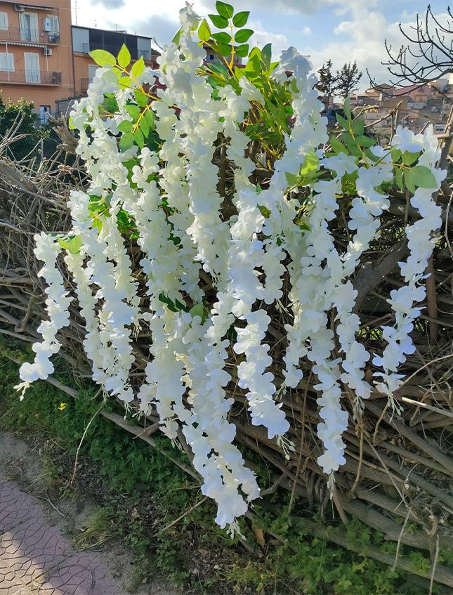 Maggiociondolo Bianco  H 107 - Sconti per fioristi e aziende . - In poliester