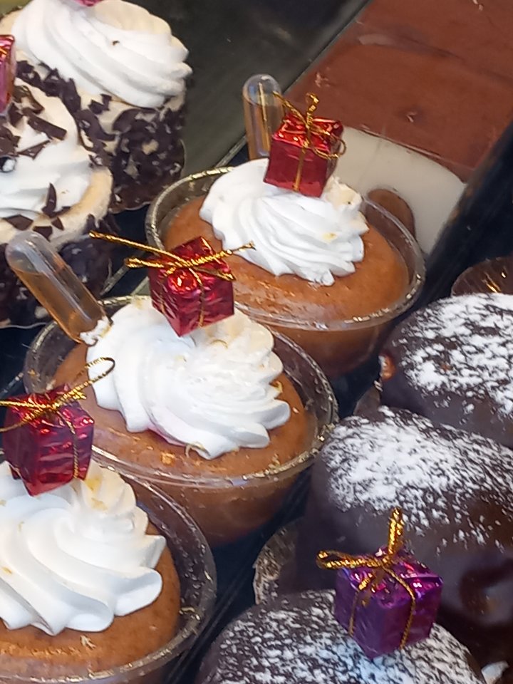 Pacchettini Regalo x 24  - Sconti per Fioristi e Aziende -  cm. 2,5 x 2,5