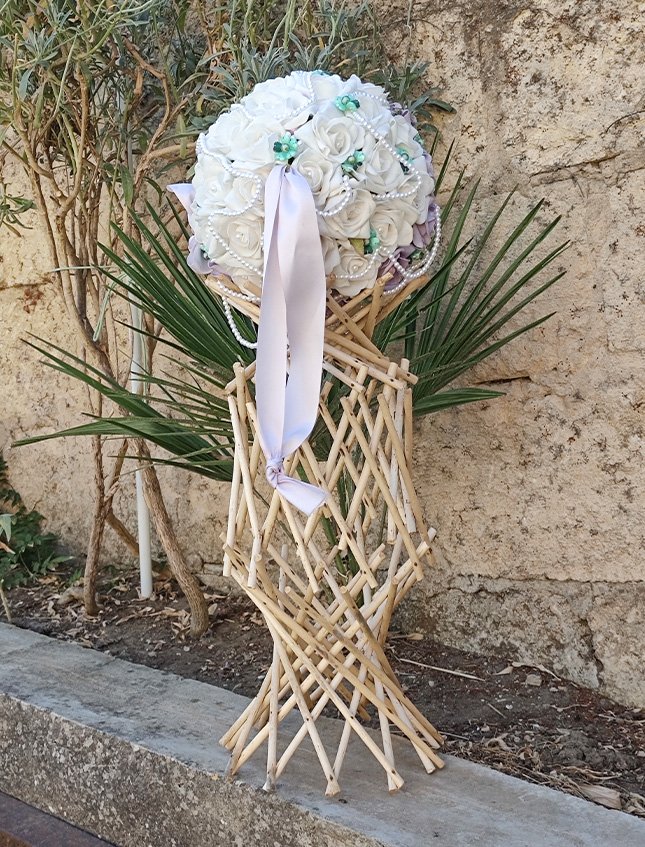 Alzata pieghevole in vimini - Sconto per Fioristi e Aziende - estensibile da cm. 45 a cm. 60