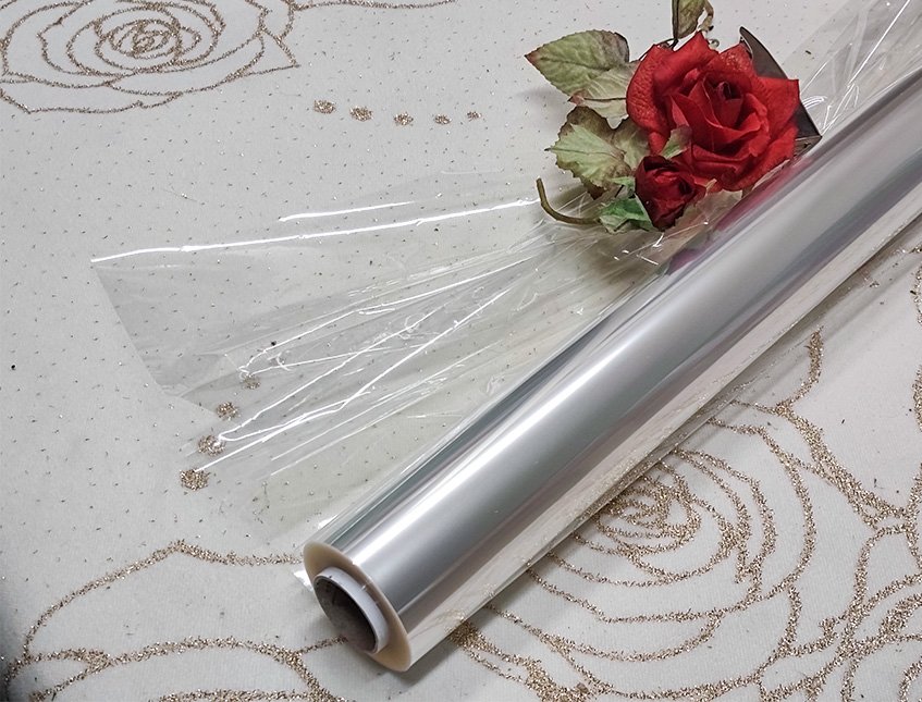 Bobina Cellofan Stesa Neutra  - Sconti per Fioristi e Aziende . - H 100 x 100 Mt.