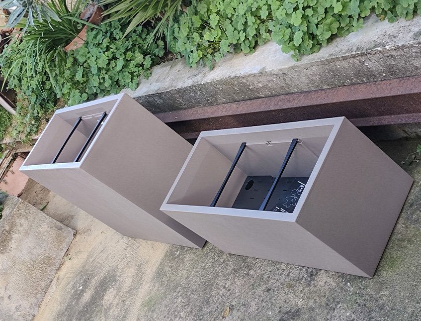 Fioriera retta H 33 Tortora - Sconti per Fioristi e Aziende . - in ABS Larga