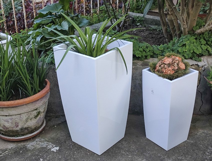 Vaso Infinity H 70 Bianco - Sconti per Fioristi e Aziende . - in ABS