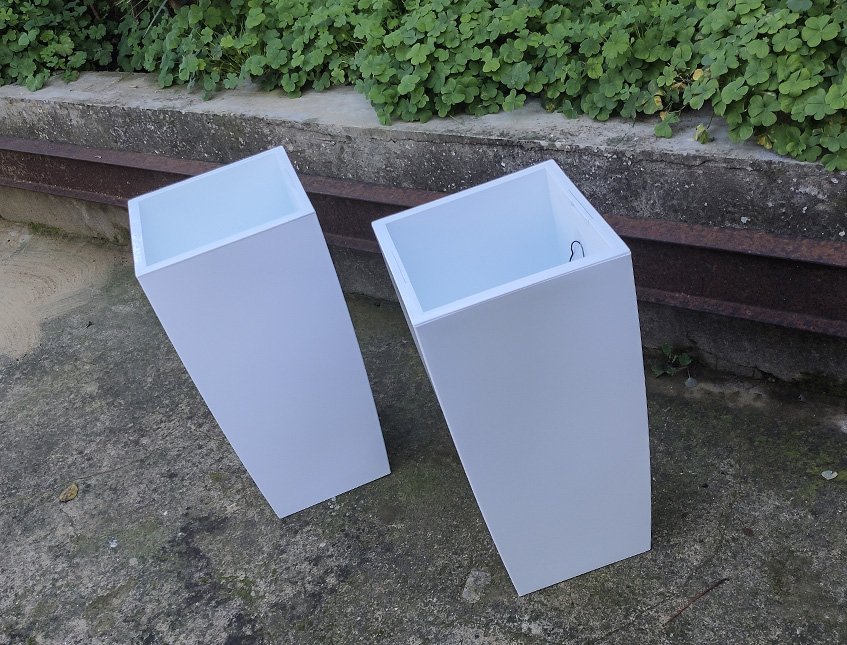 Vaso Infinity H 52 Bianco - Sconti per Fioristi e Aziende . - in ABS