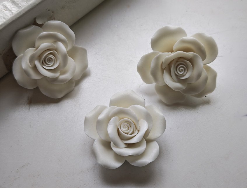 Rose x 6 in porcellana - Sconto per Fioristi e Aziende - cm 8