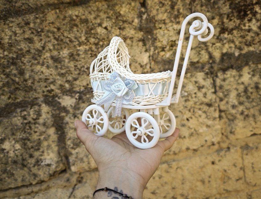 Carrozzina portaconfetti H 19 - Sconto per Fioristi e Aziende . - per Matrimonio e Feste